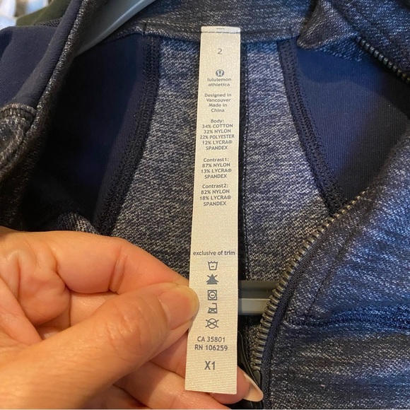 LULULEMON Women Navy Gray Define Zipped Athletic Jacket Size 2 - Picture 6 of 7